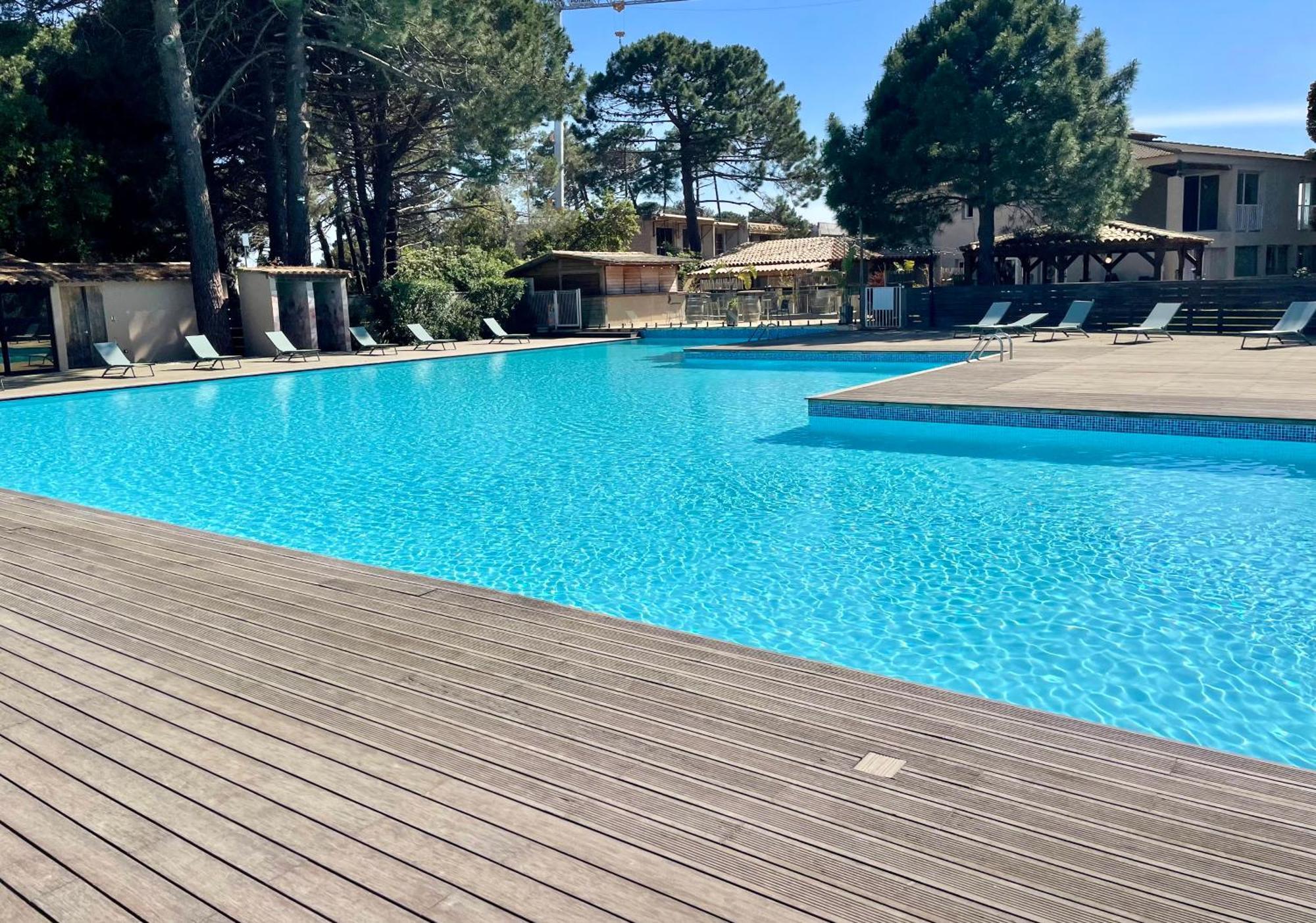 Cala Rossa By Sarai, Apt T2 4 Personnes, Dans Residence Hoteliere Avec Piscine Lecci Εξωτερικό φωτογραφία